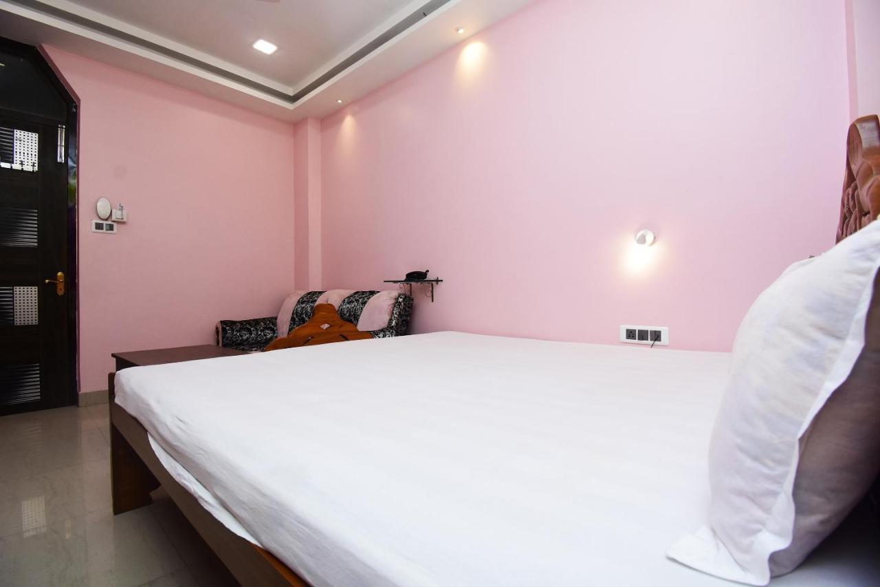Spot On 45344 Loknath Tower Spot Hotel Krishnanagar ภายนอก รูปภาพ