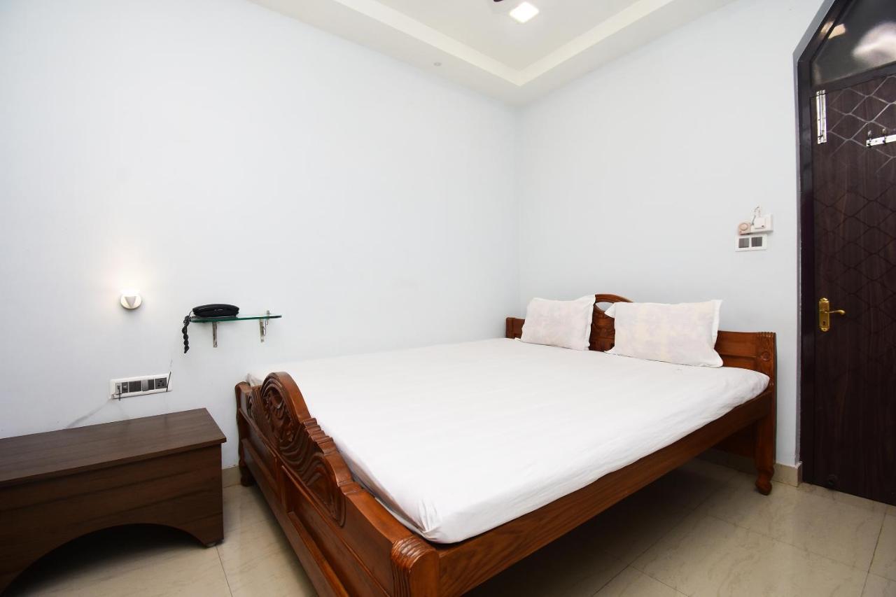 Spot On 45344 Loknath Tower Spot Hotel Krishnanagar ภายนอก รูปภาพ